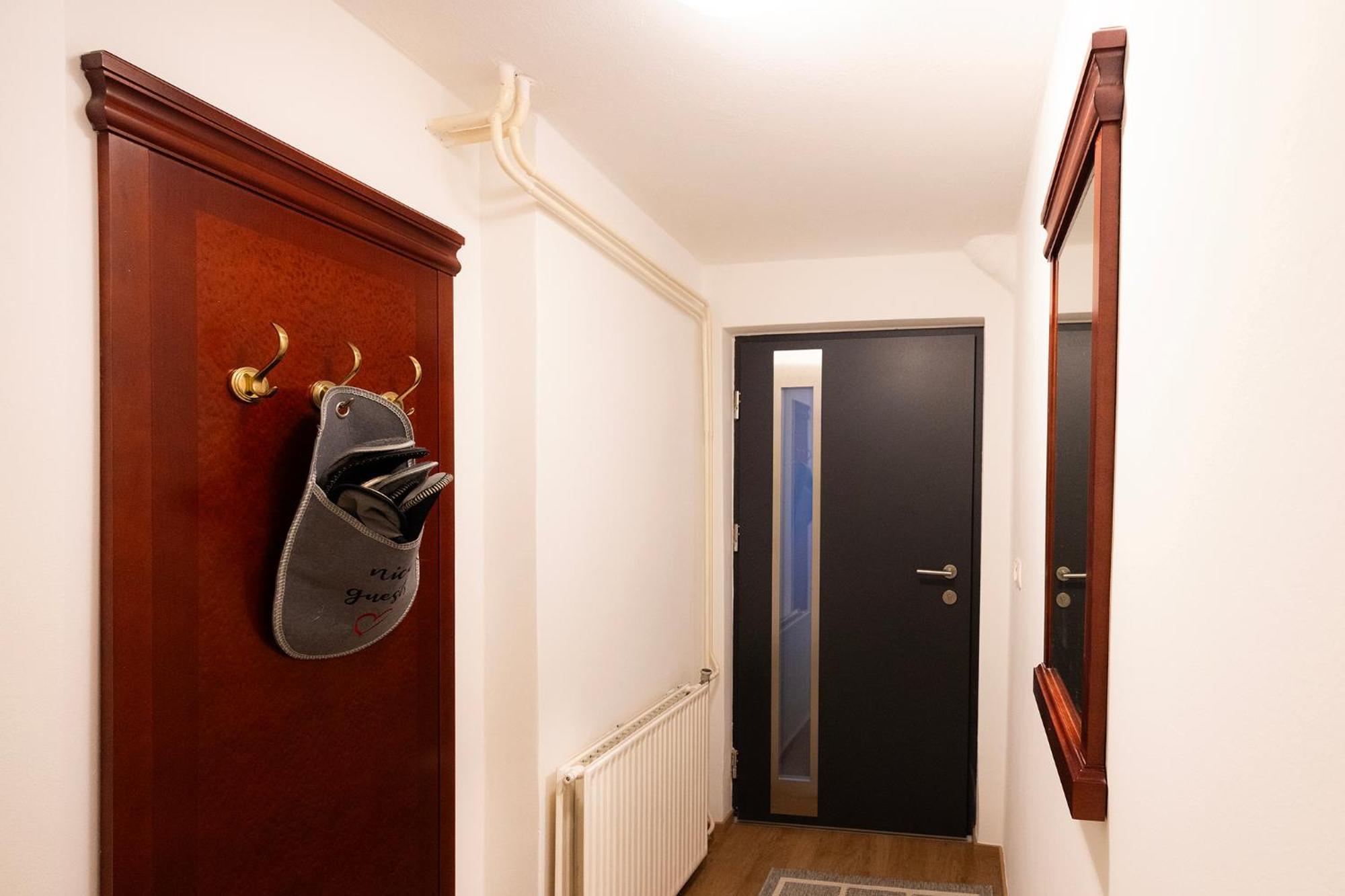 Papas Apartment Lesce  Buitenkant foto